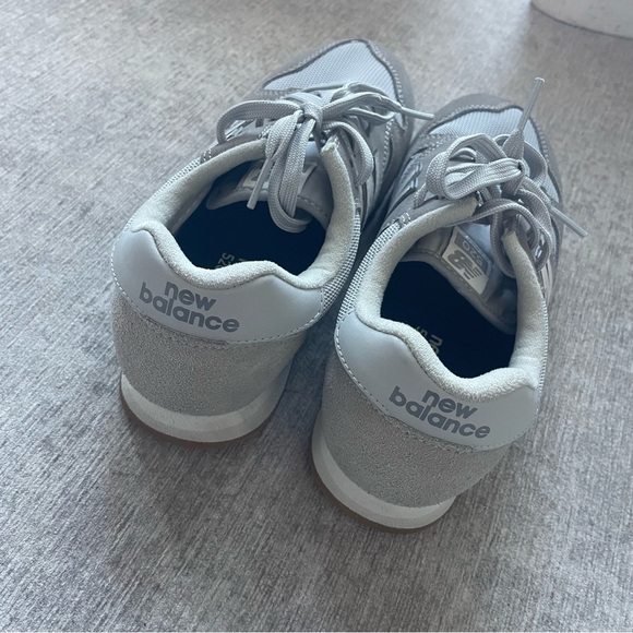 NWOT New Balance 520 Pack Sneakers - Picture 3 of 5